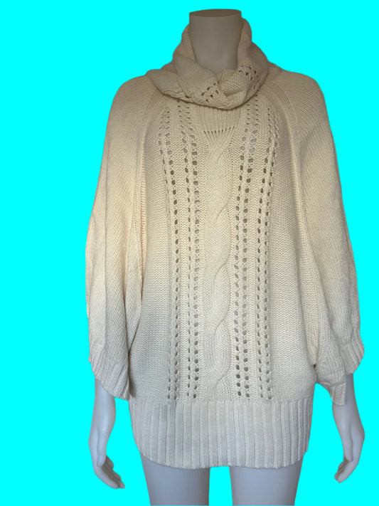 Beautiful Cream Cable Knit Poncho - One Size Fits All