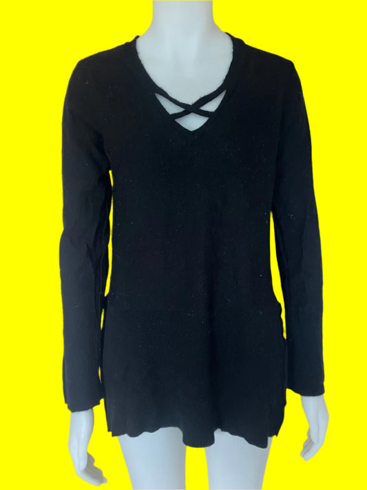 North South Merino - Long V Neck Jumper - Size: L