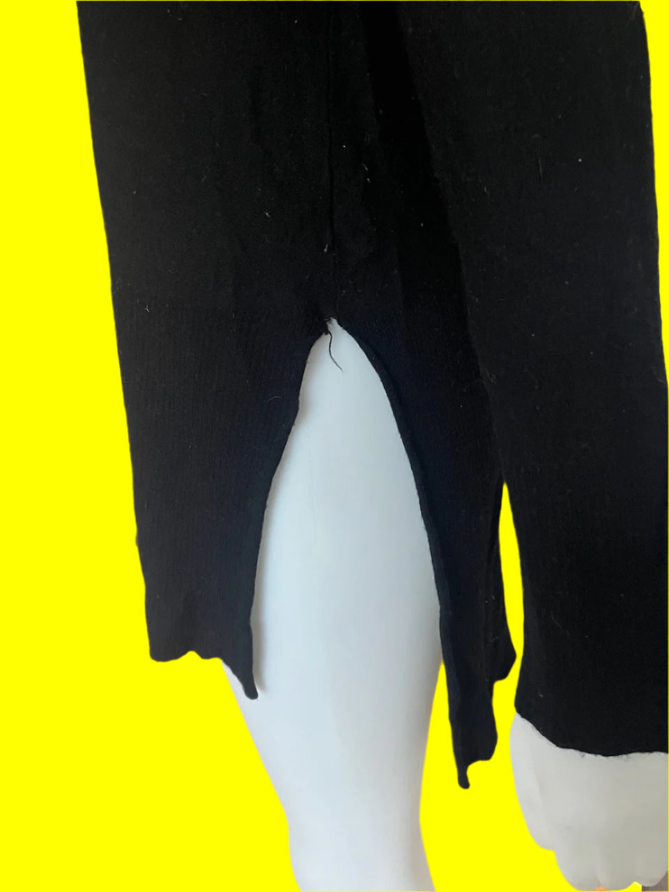 North South Merino - Long V Neck Jumper - Size: L